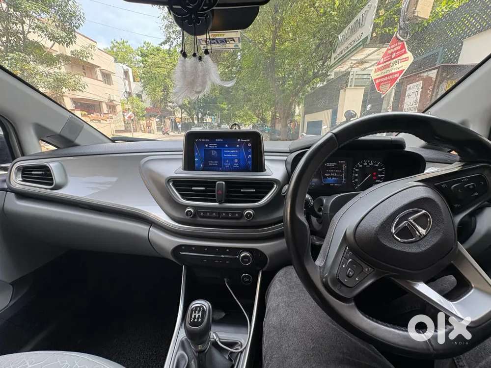 Single Owner, Power Steering, Reverse Camera, Ceramic Coating,