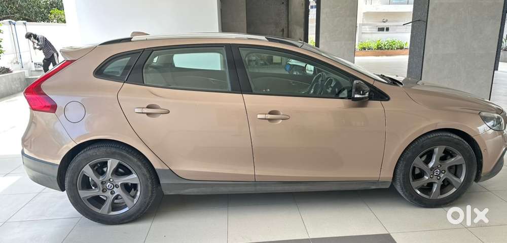 Volvo V40 Cross Country 2014