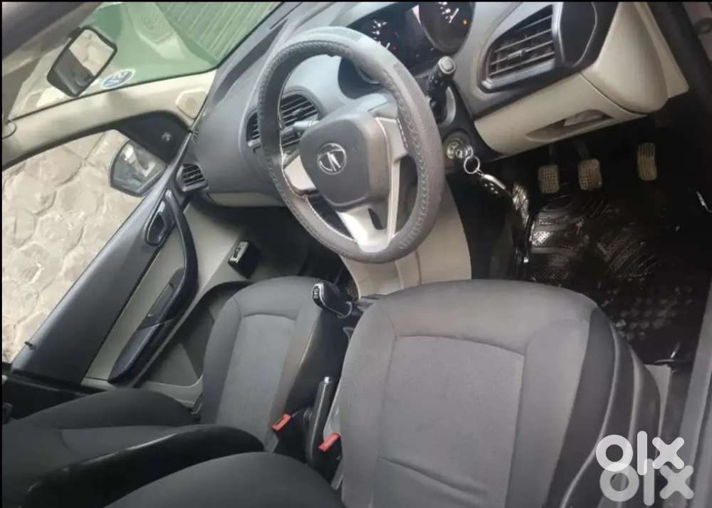 Tata Tiago 2016