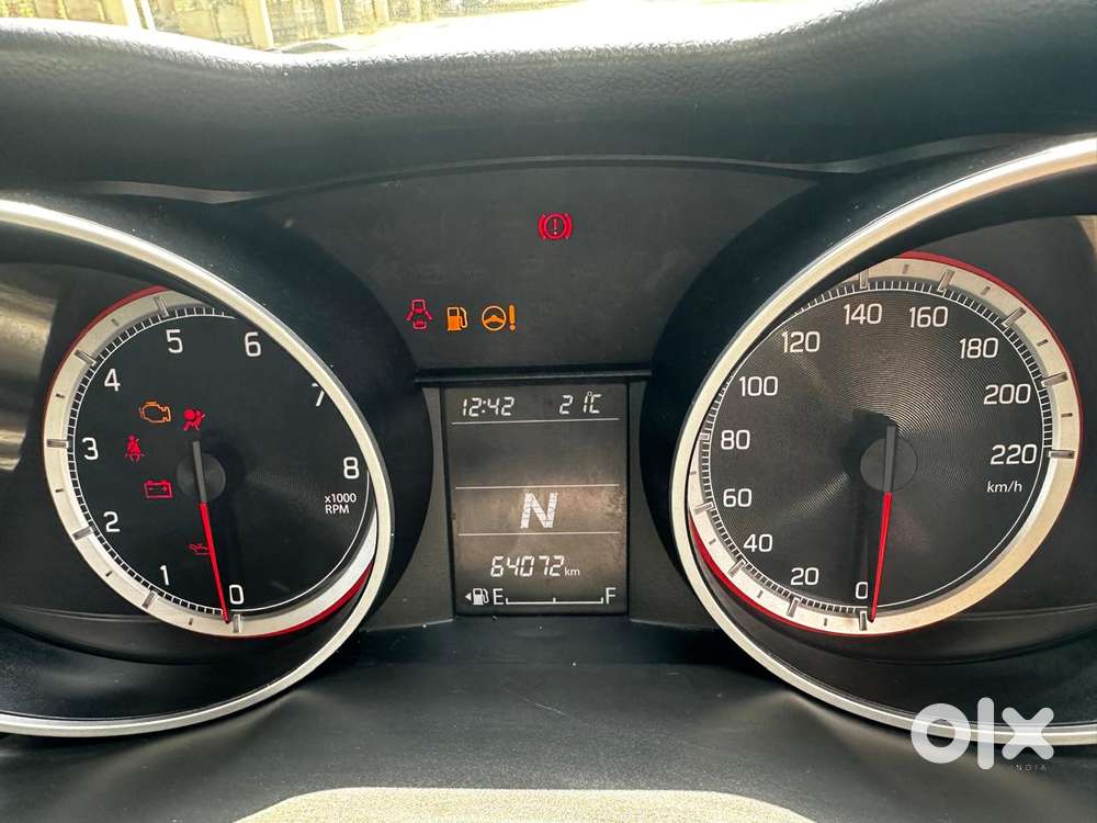 Maruti Suzuki Swift 2018 Amt Vxi, 2022