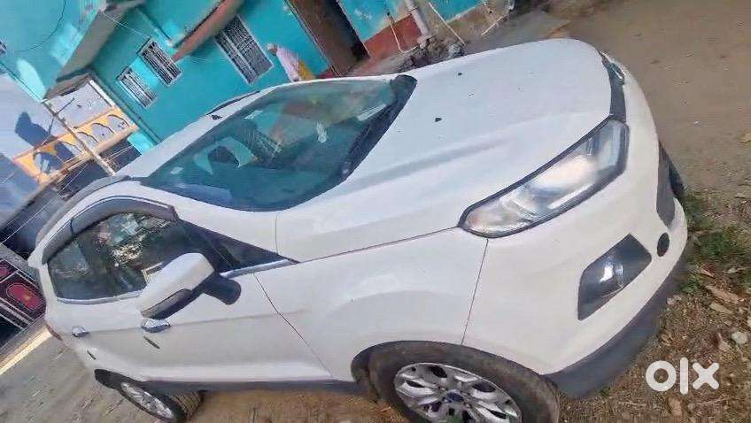 Ford Ecosport Petrol Automatic In Excellant Condition( 48000 Km, 2015)