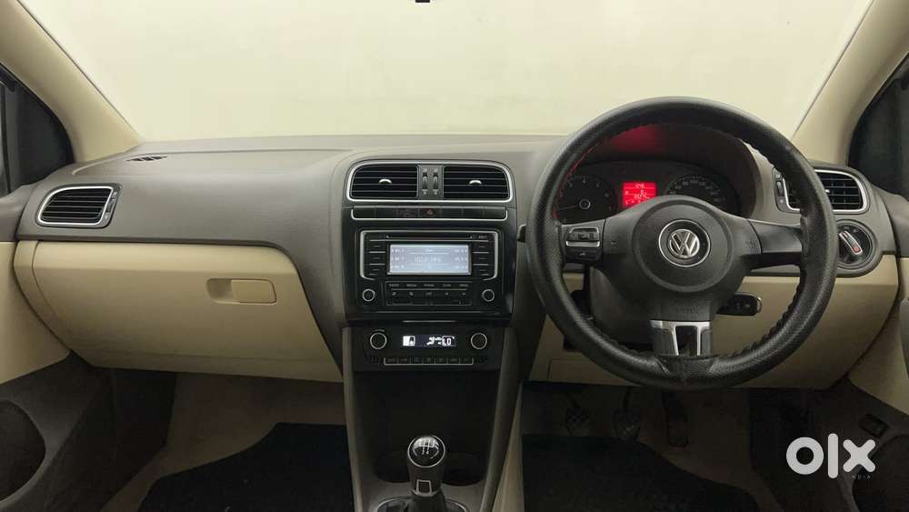 Volkswagen Vento 2010-2013 Petrol Highline, 2014, Petrol