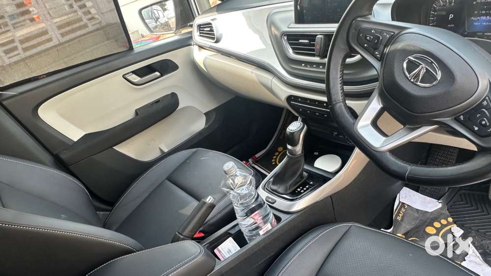 Tata Altroz 2023 Petrol 17500 Km Driven