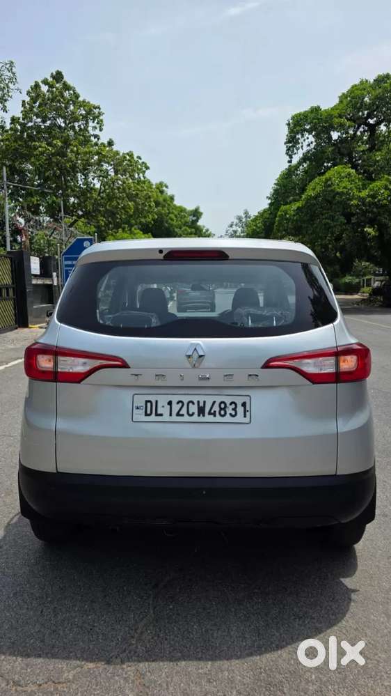 Renault Triber 1.0 Rxe, 2023, Petrol