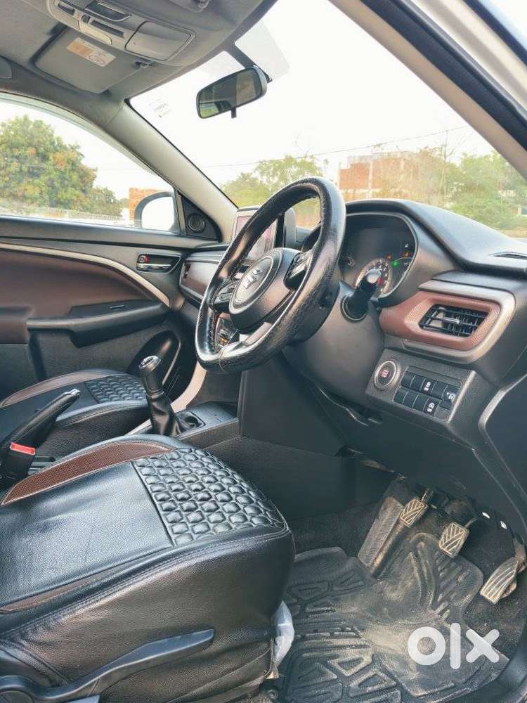 Maruti Suzuki Brezza 1.5 Zxi Smart Hybrid, 2022, Petrol