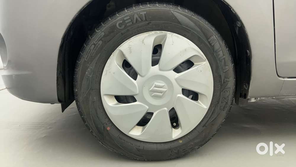 Maruti Suzuki Celerio Zxi Optional Amt, 2016, Petrol