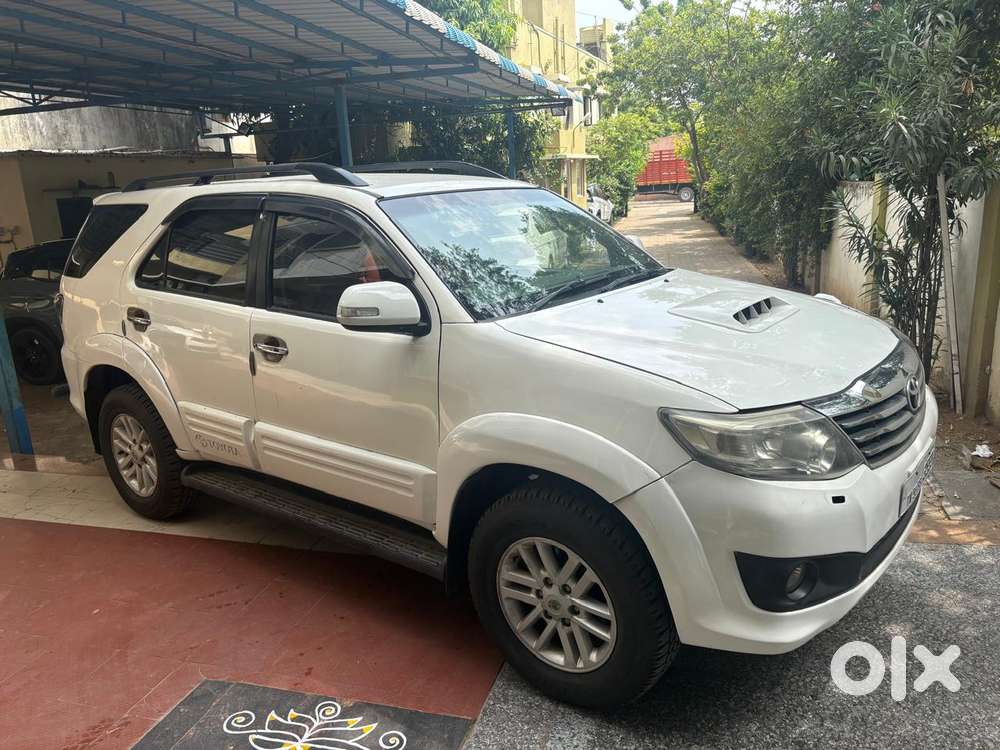 Toyota Fortuner 2.5 4x2 Mt Trd Sportivo, 2012, Diesel