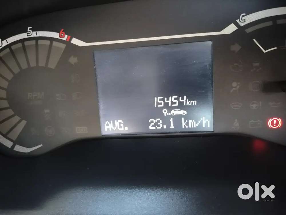 Nissan Magnite 1.0 Xv 2025 Model