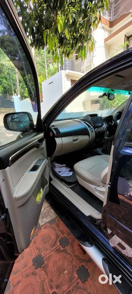 Mitsubishi Pajero Sport 2015 4x4 Manual