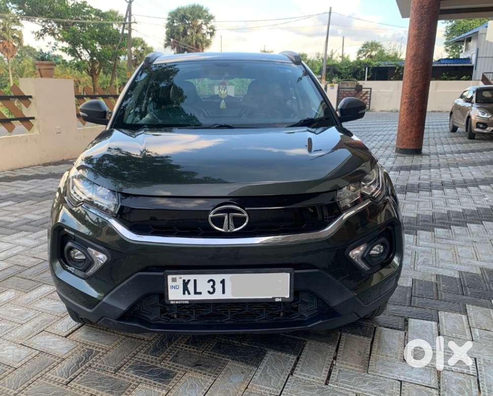Tata Nexon 1.2 Revotron Xma Amt (s), 2023, Petrol
