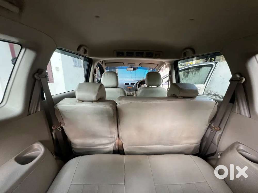 Maruti Suzuki Ertiga 2013