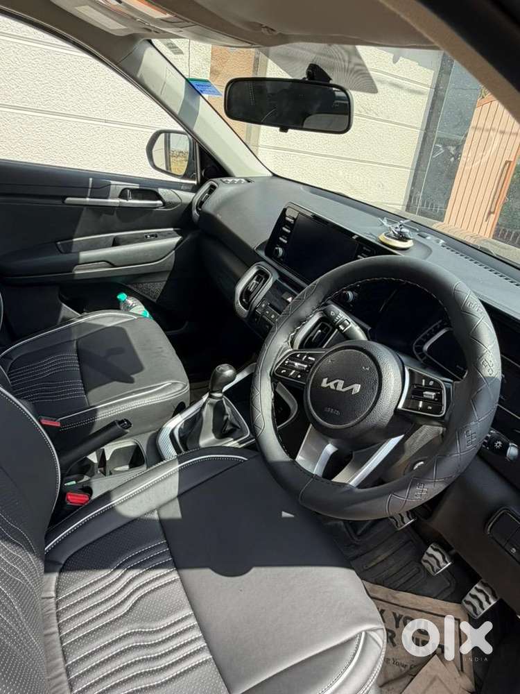 Kia Sonet 2023 Petrol Well Maintained