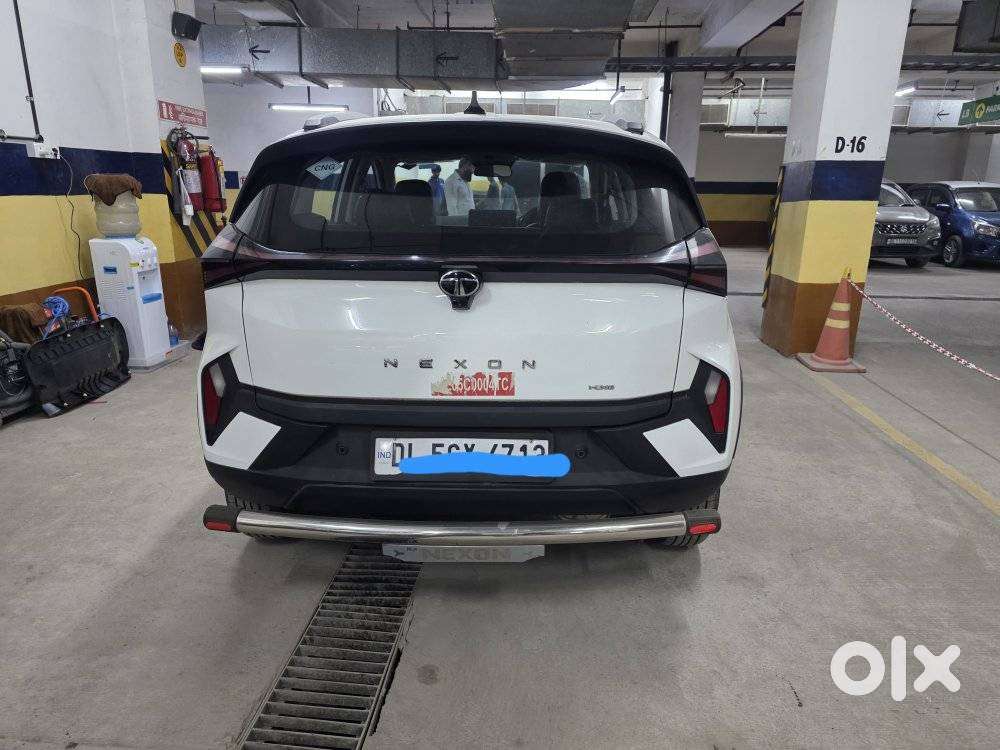 Tata Nexon Creative Plus S 1.2 Revotron Petrol 6 Mt Dt, 2025, Cng & ..