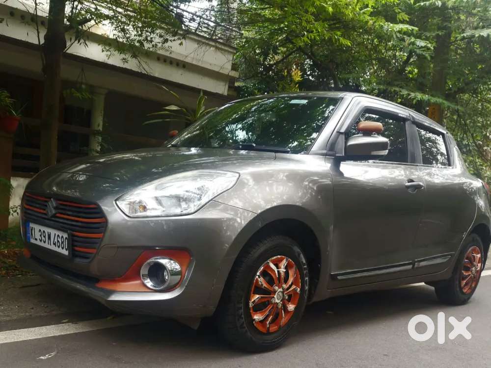 Maruti Suzuki Swift 2018 Showroom Condition Urgent Sale