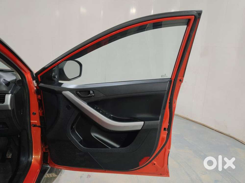 Tata Nexon 1.2 Revotron Xma Amt (s), 2022, Petrol