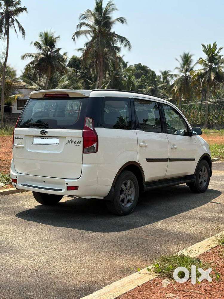 Mahindra Xylo H9 Pearl White, 2014, Diesel