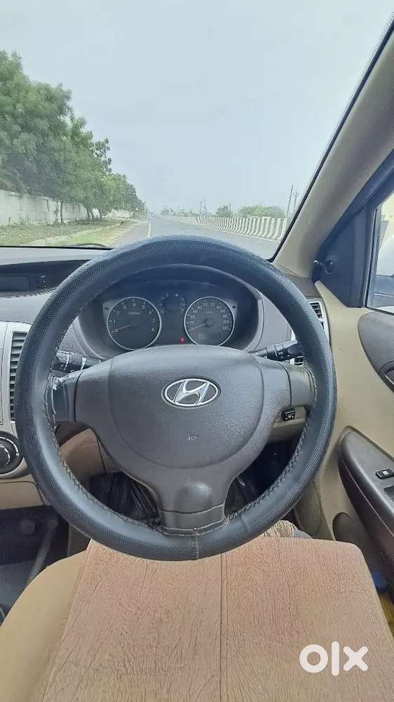 Hyundai New I20 Magna 2011
