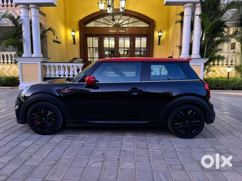 Mini Cooper 3 Door John Works, 2011, Petrol