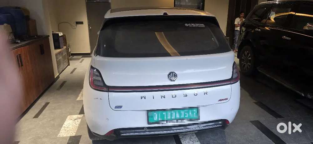 Mg Windsor Ev Essence Pro 2025