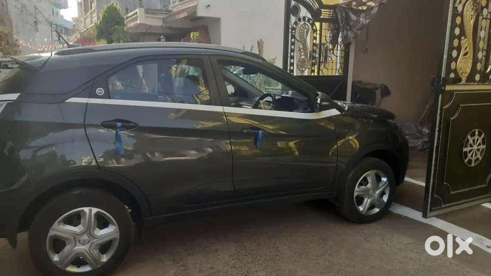 Tata Nexon Xm