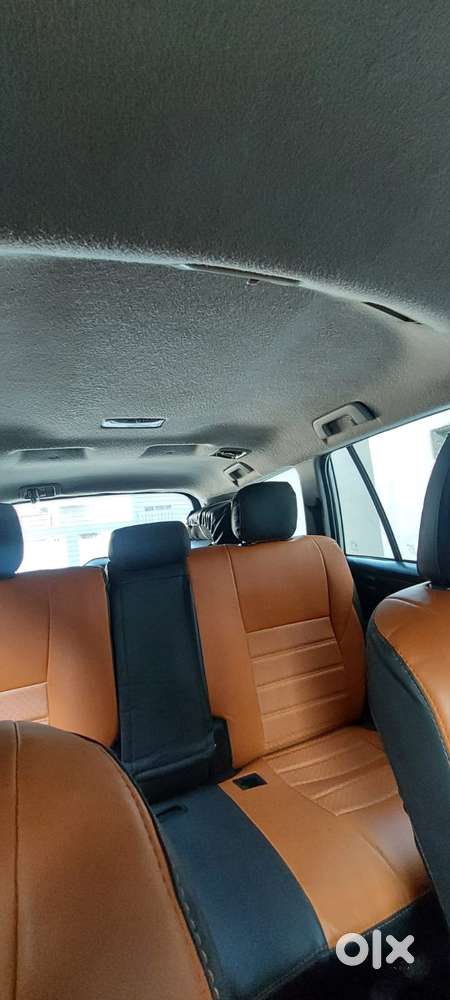 Toyota Innova Crysta 2.4 G Mt 8s, 2016, Diesel