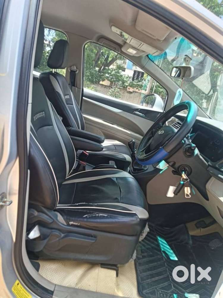 Mahindra Marazzo M8 8str, 2021, Diesel