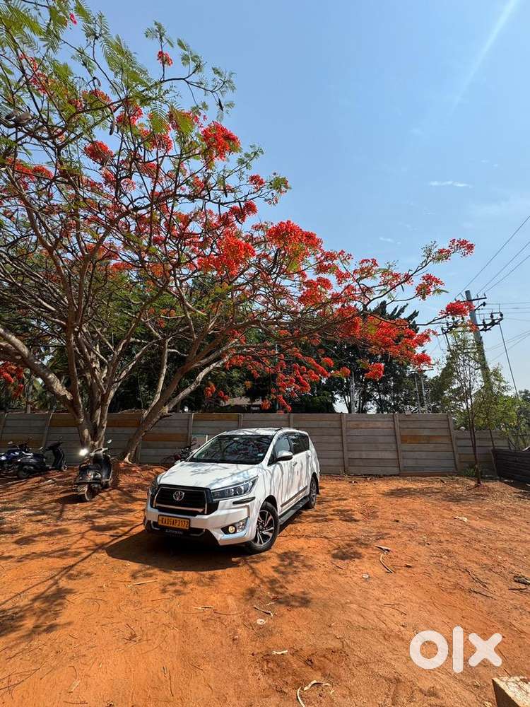 Toyota Innova Crysta 2024 Diesel Well Maintained