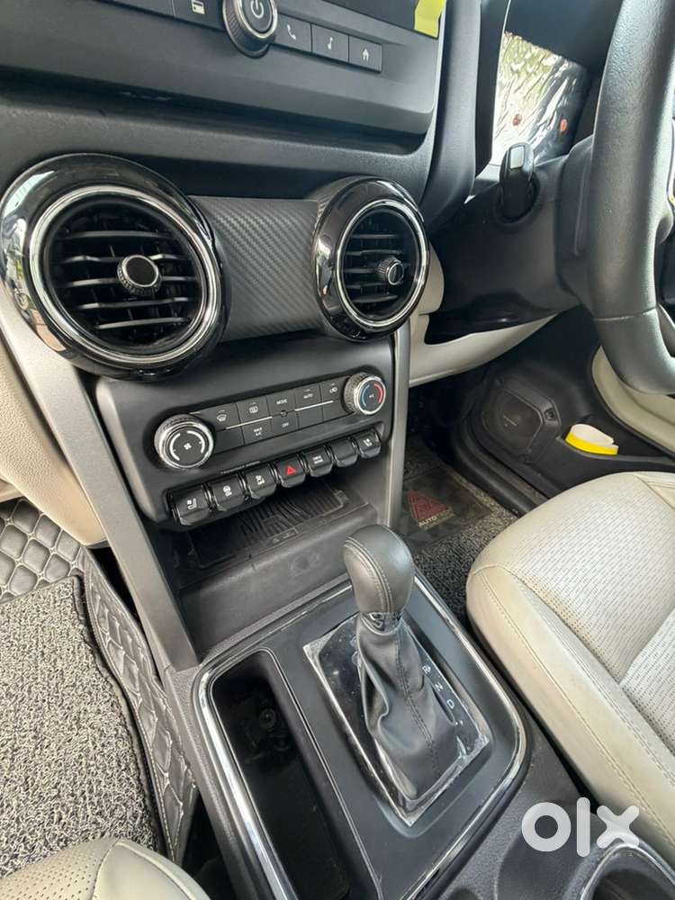 Mahindra Thar Roxx Diesel 2025