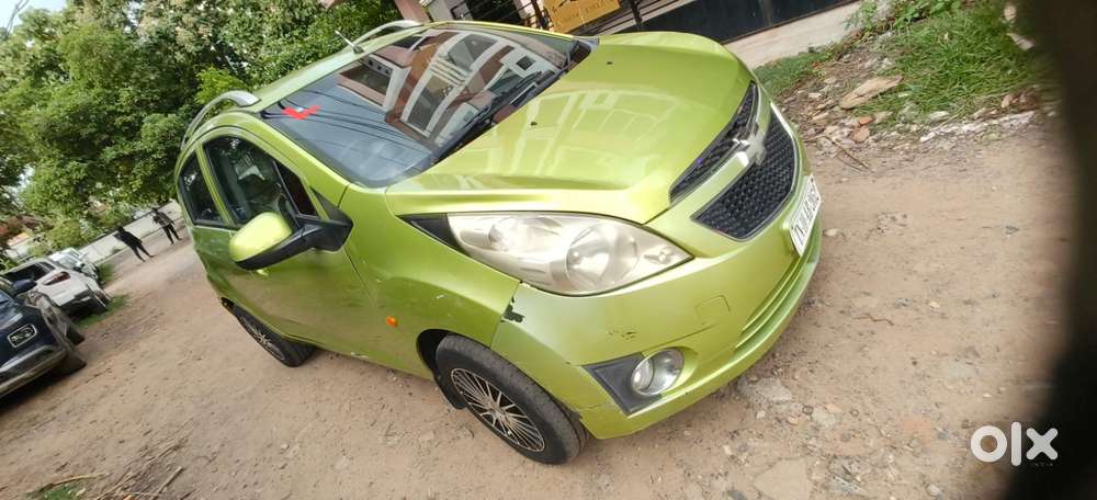 Chevrolet Beat, 2010, Petrol