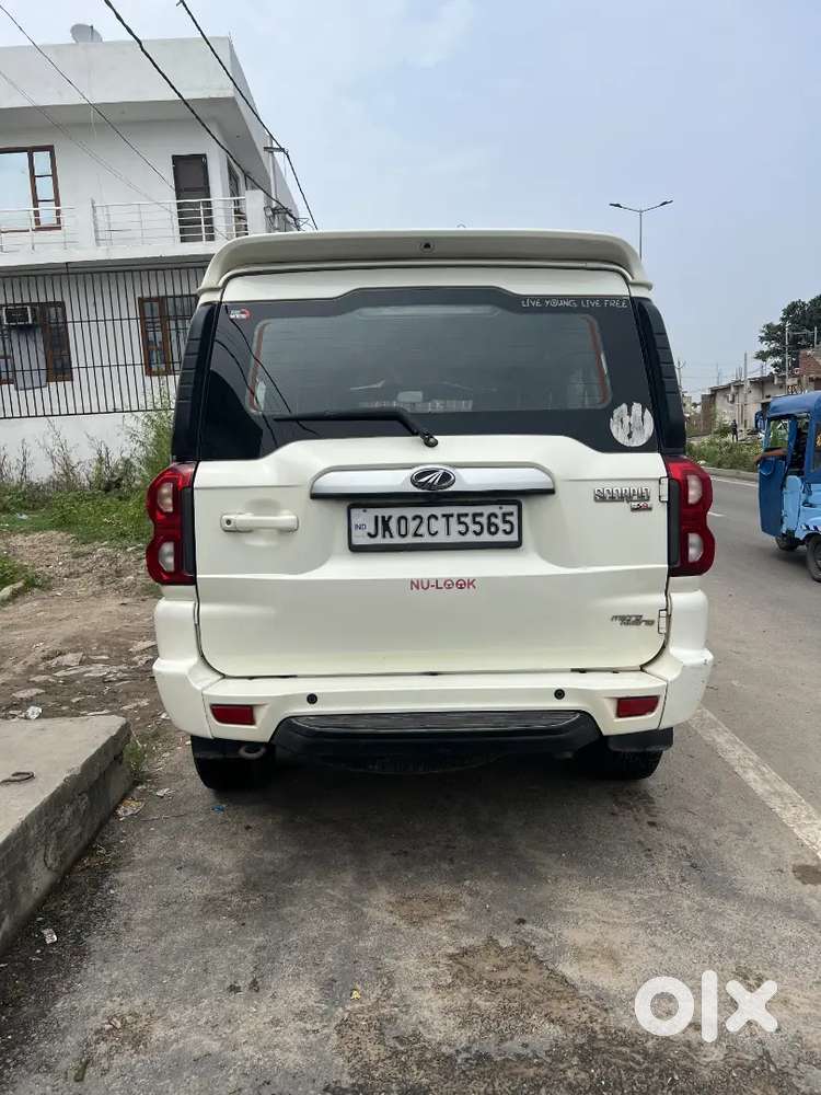 Mahindra Scorpio S9 2.2 Edition 2021