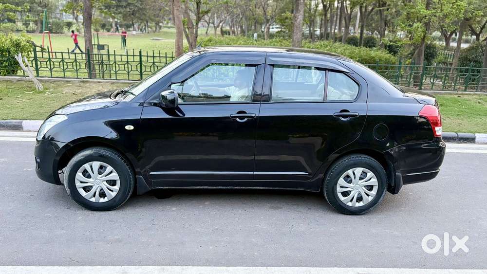 Maruti Suzuki Swift Dzire 1.3 Vxi, 2011, Petrol