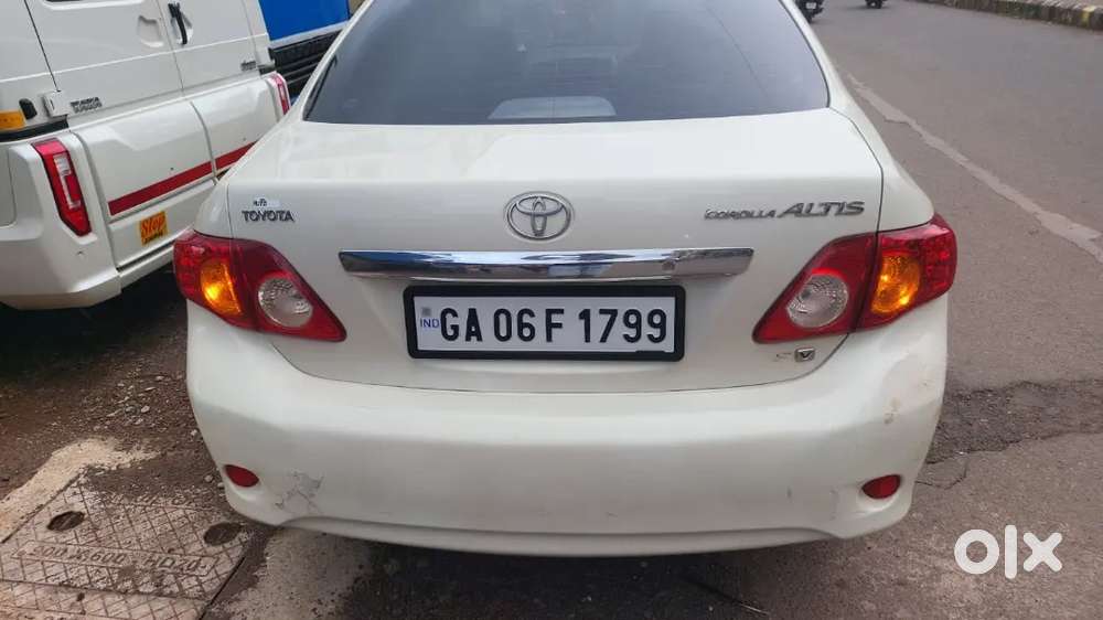 Toyota Corolla Altis 2010 Petrol