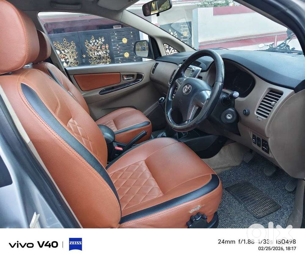 Toyota Innova [2013-2016] 2.5 V Diesel 7 Str, 2015, Diesel