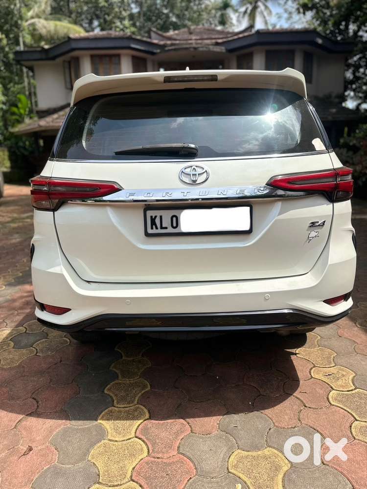 Toyota Fortuner Legender 2018