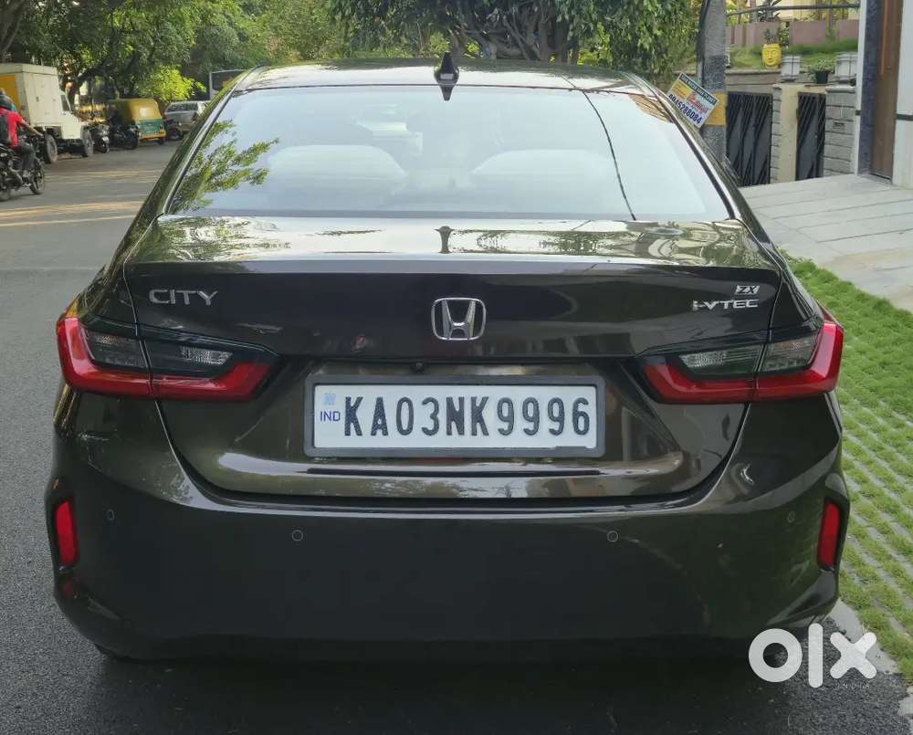 Honda City Zx Cvt (automatic) With Sunroof And Fancy Number