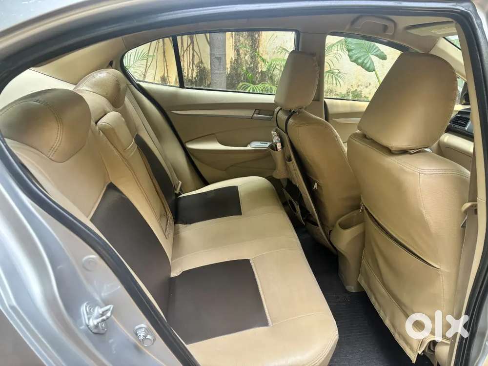Honda City At 2011