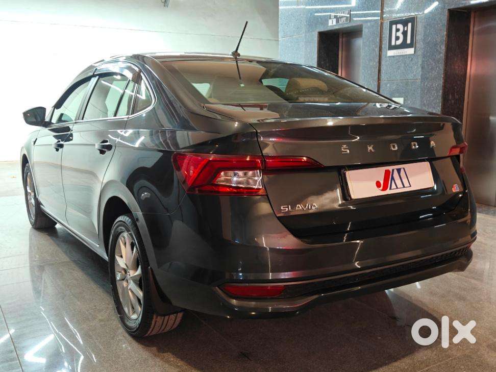 Skoda Slavia 1.0 Active Tsi, 2022, Petrol