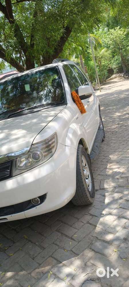 Tata Safari Storme 2013 Diesel 150000 Km Driven