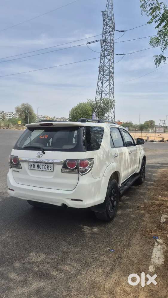 Toyota Fortuner 2015 Diesel 172000 Km Driven