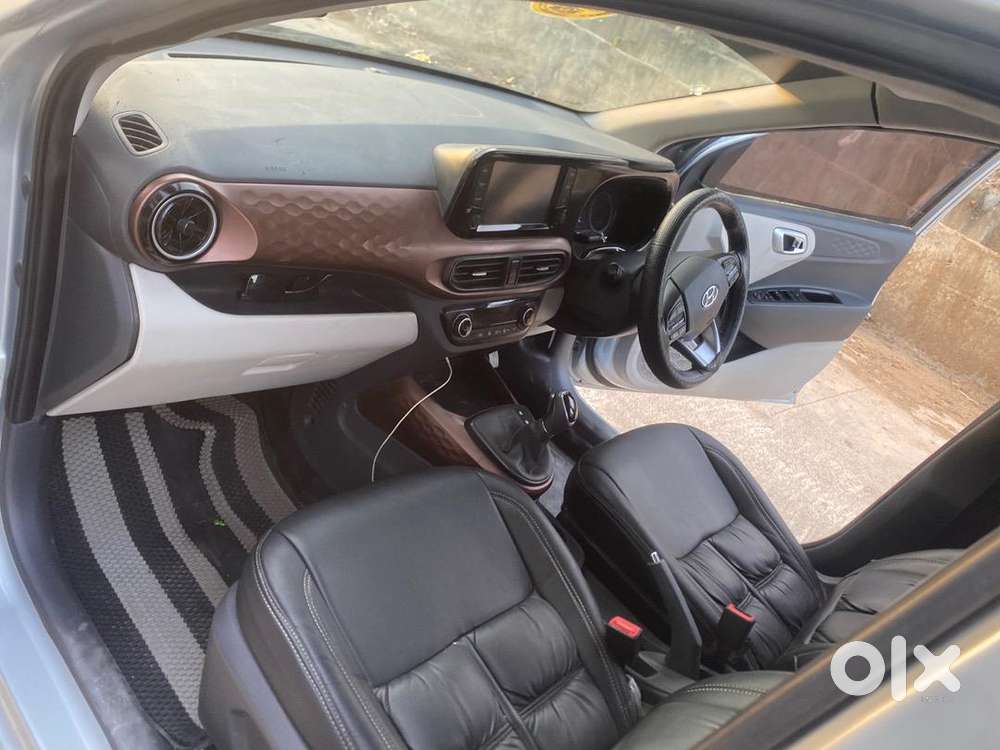 Hyundai Aura Petrol 30000 Km Driven