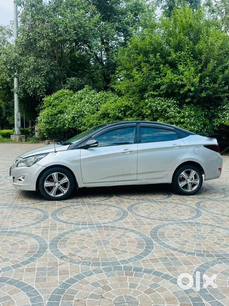 Hyundai Fluidic Verna Petrol 2015