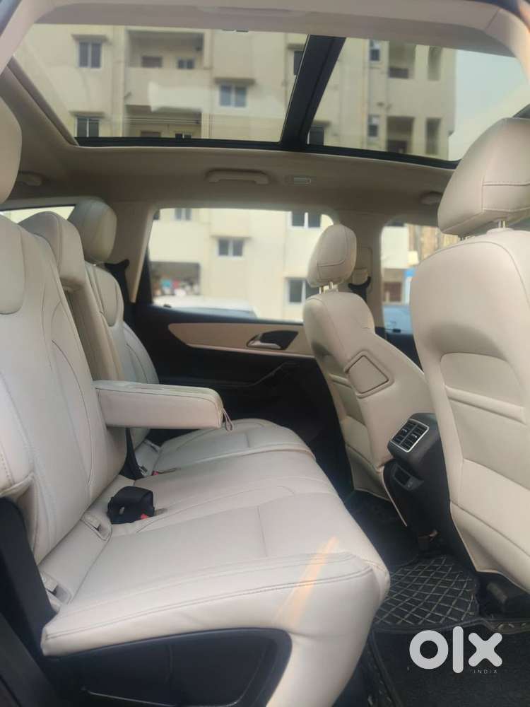 Mahindra Xuv700 2.2 Ax 7 Diesel At Luxury Pack Str, 2023, Diesel