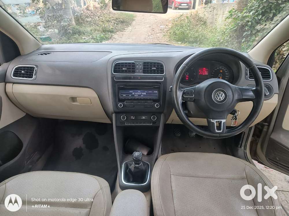 Volkswagen Vento 1.5 Highline Plus At 16 Alloy, 2013, Diesel