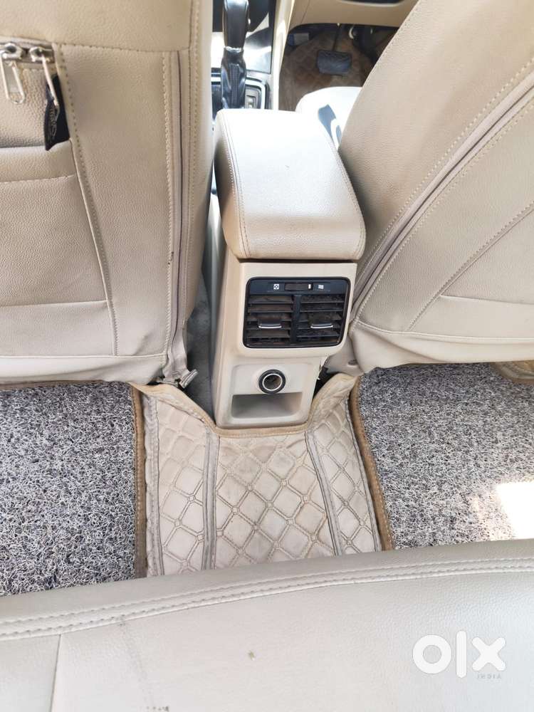Maruti Suzuki Ciaz 2014-2017 At Vxi Plus, 2016, Petrol
