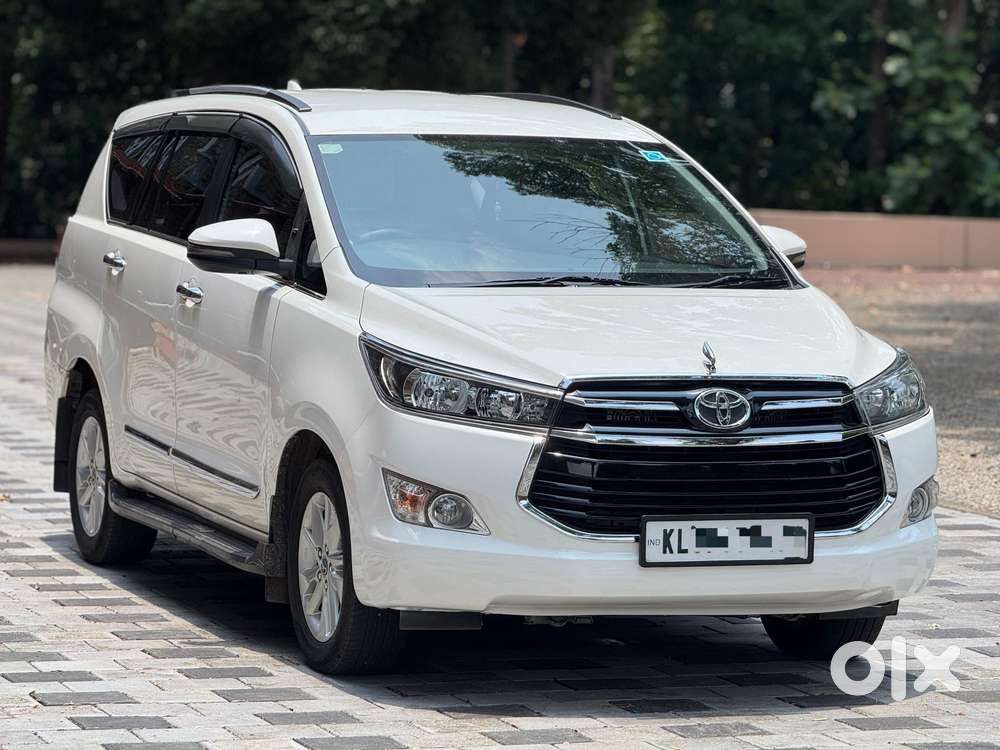 Toyota Innova Crysta 2.4 G Mt 7 Str, 2019, Diesel