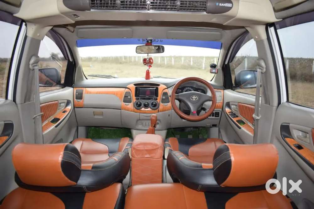 Toyota Innova 2011 Diesel Well Maintained