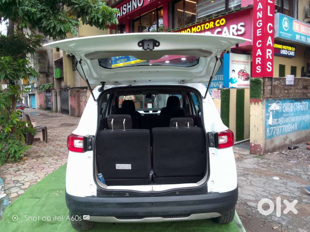 Renault Triber Rxz, 2022, Petrol