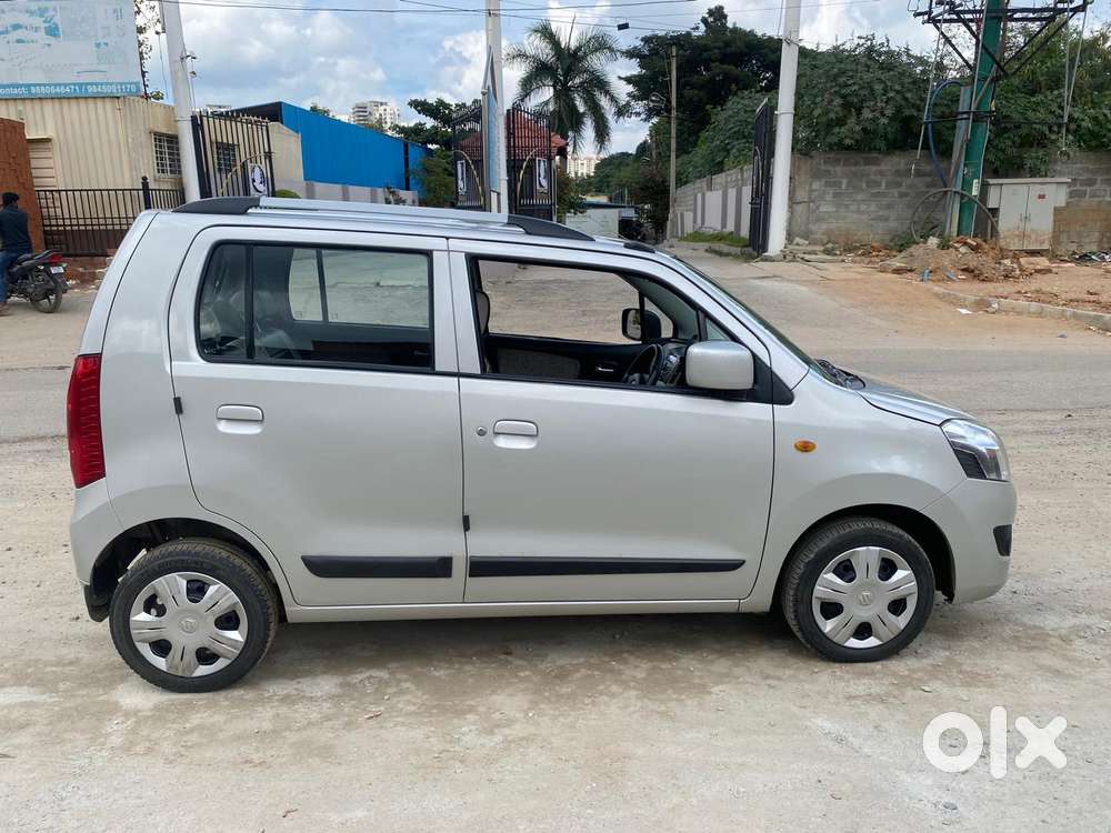 Maruti Suzuki Wagon R Vxi Amt Opt 1.2, 2017, Petrol