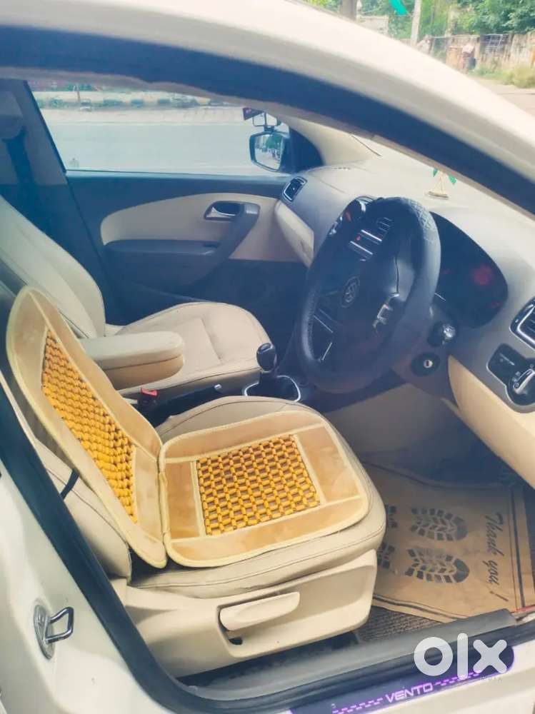 Volkswagen Vento Highline Plus 2013