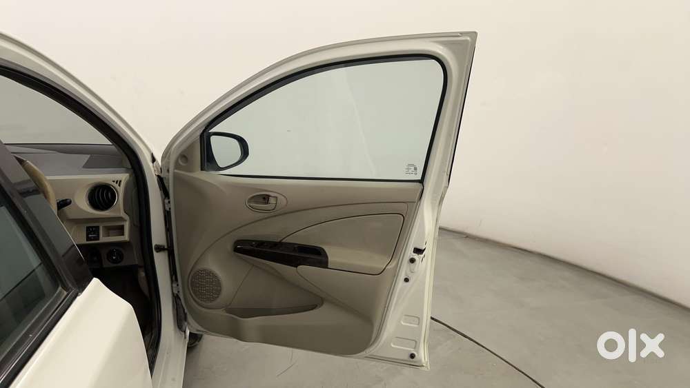 Toyota Etios Vx, 2015, Petrol